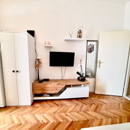 Nemira Beach Getaway Omiš Екстериор снимка