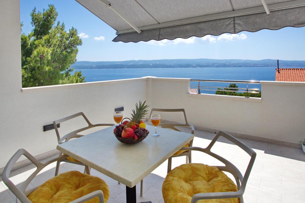 Nemira Beach Getaway Omiš Екстериор снимка